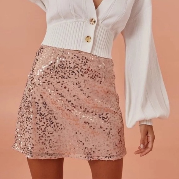 Finders Keepers Dresses & Skirts - Finders Keepers Rose Gold Sequin Skirt